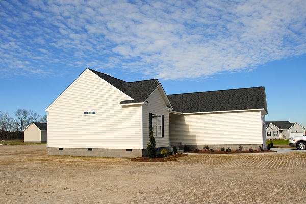 Goldsboro NC - New Home for Sale - 100 Teresa's Way - Side View